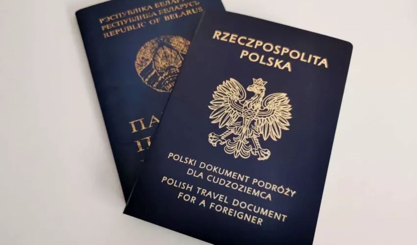 Почобут и Amnesty призвали Туска помочь беларусам без паспортов: dokument podróży хотят сделать действительным на 3 года. Создана петиция