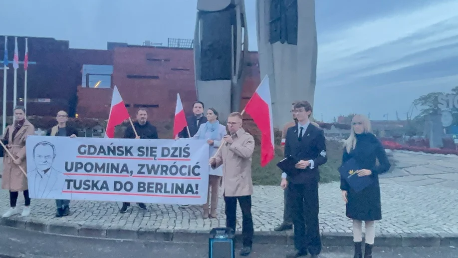 В центре Гданьска прошёл антиправительственный марш: около 200 человек выступили против политики Дональда Туска